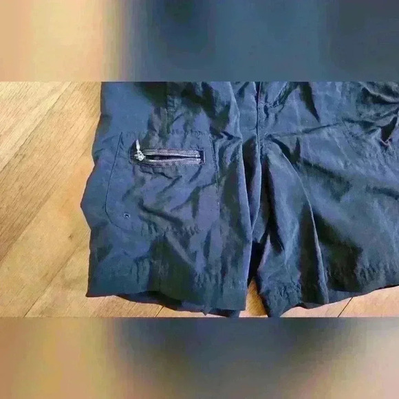 Columbia Outdoor Active Shorts - Picture 3 of 5